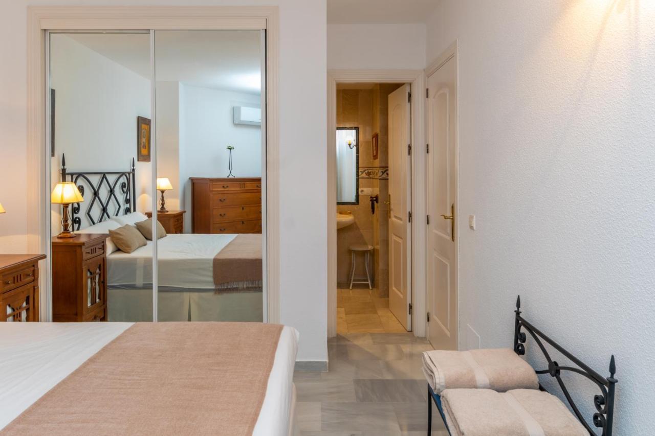 Apartamento Beachside Paradise: Stylish 3br Near The